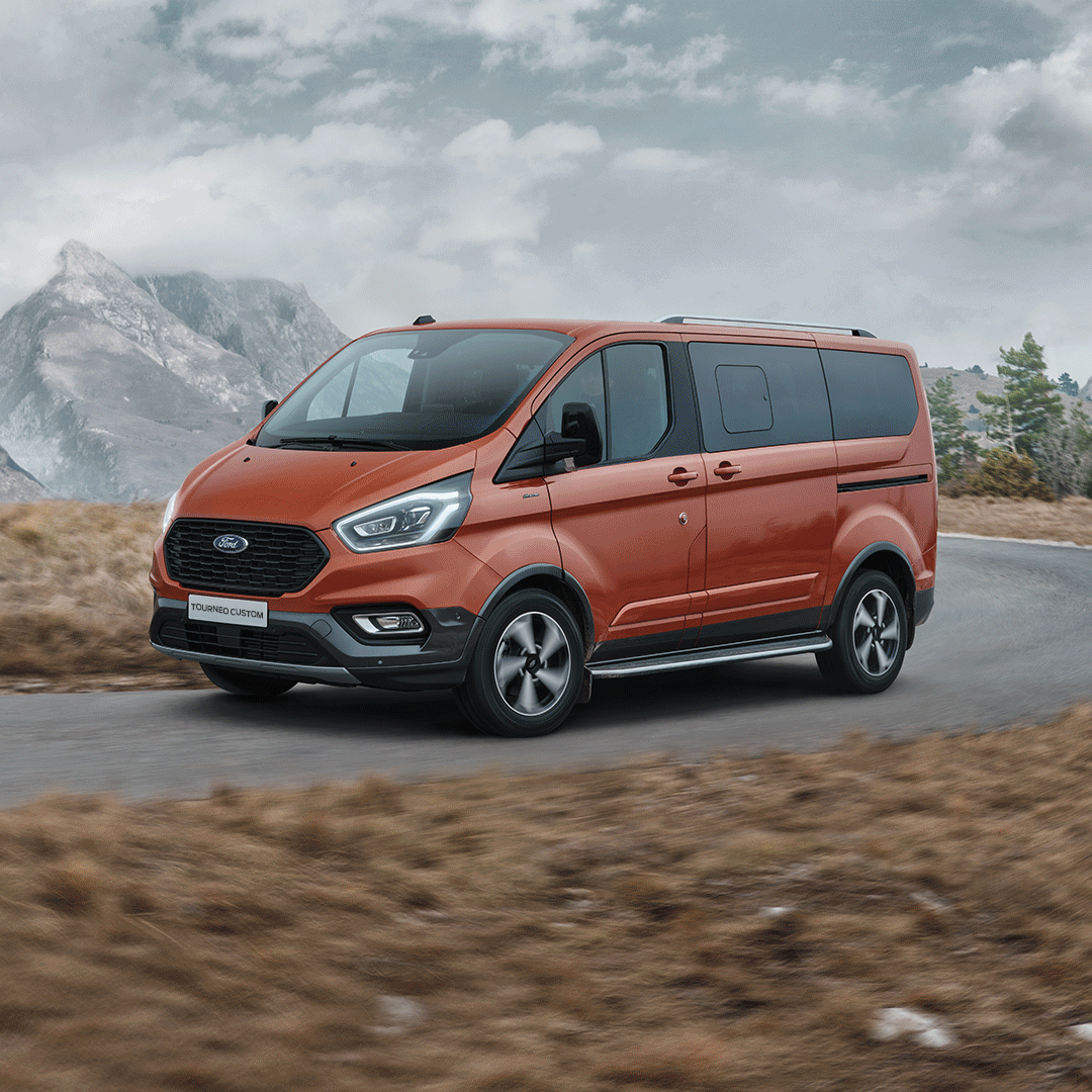 Ford Tourneo Custom 8-miestny mikrobus